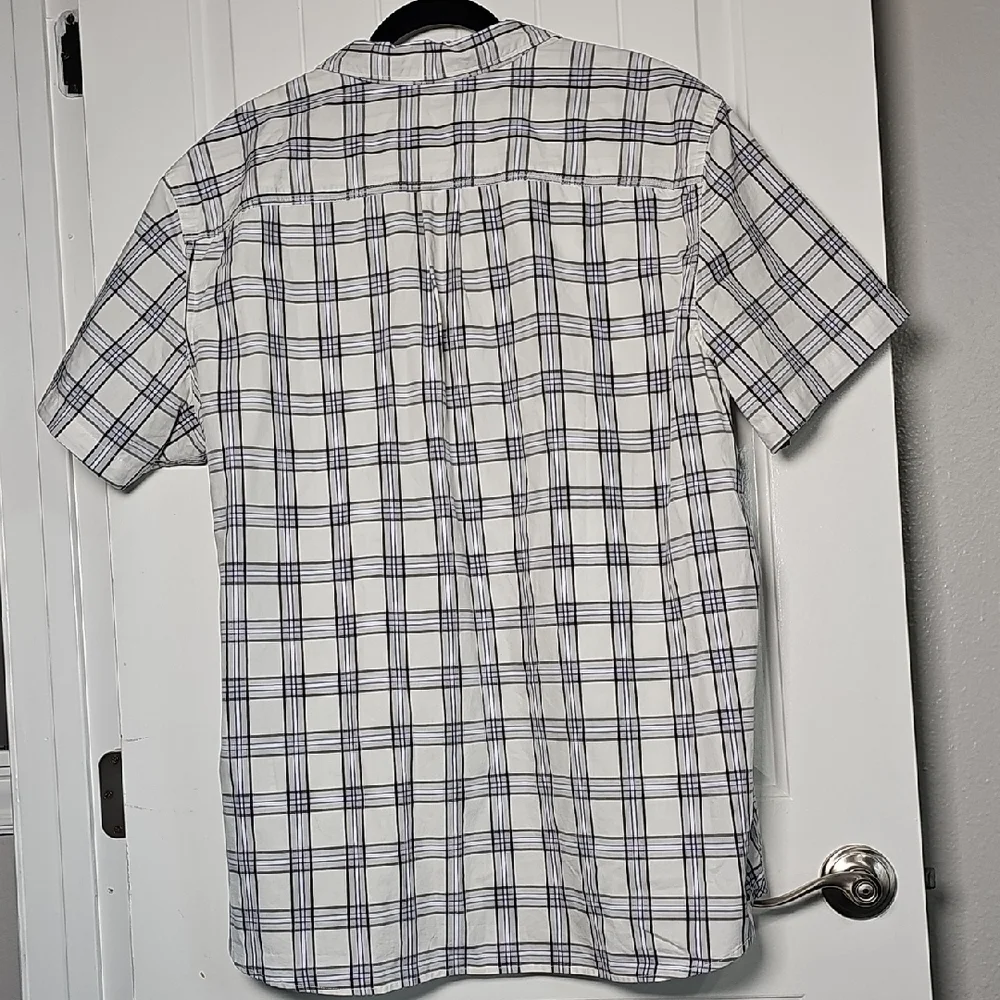 North Face XXL Casual White and Blue Button Down Shirt